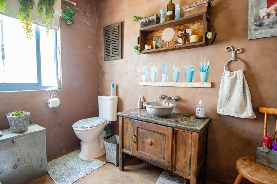 4 Bedroom Property for Sale in Blue Lagoon Western Cape